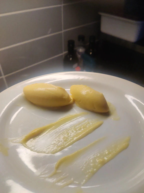 Mandariinijäätelö 1